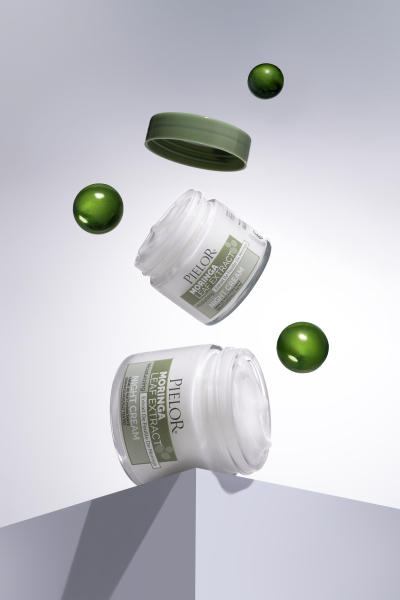 Pielor Moringa Leaf Extract Moisturizing Night Cream